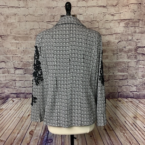 Chico’s Black Geometric Appliqué Full Zipper Lined Jacket - Picture 9 of 16